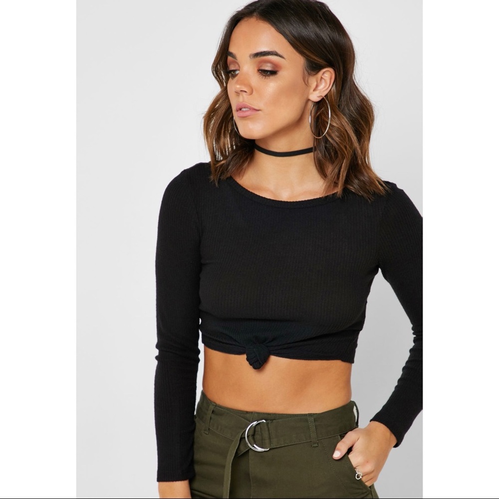 Forever 21 Long Sleeve Front Tie Crop Top